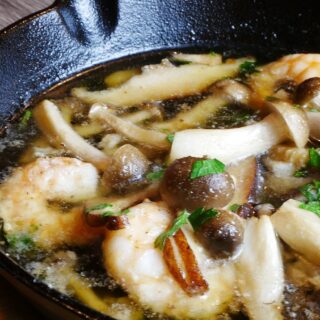 エビのぷりぷり食感とキノコの旨味が溶け…