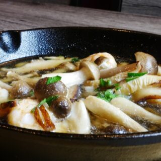 ワインとの相性抜群のこだわりイタリアン…
