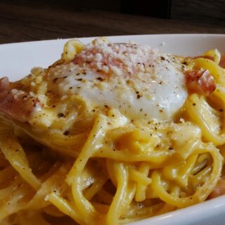 肌寒くなってきた秋の夜 冷たいビールも…